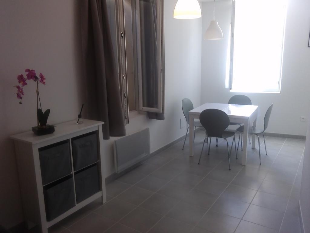 Apartament Colombe LʼIsle-sur-la-Sorgue Zewnętrze zdjęcie